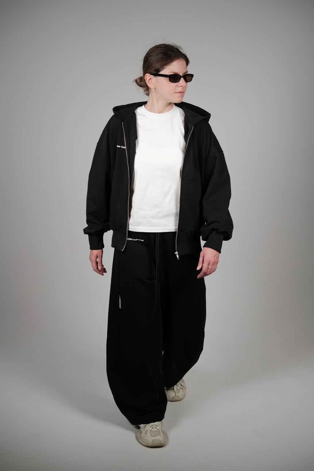 KYN NOIR - HOODIE NO.01