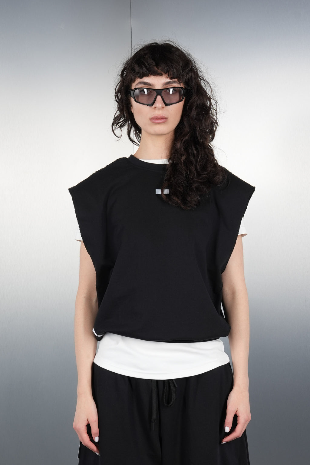 Drop-Shoulder Black