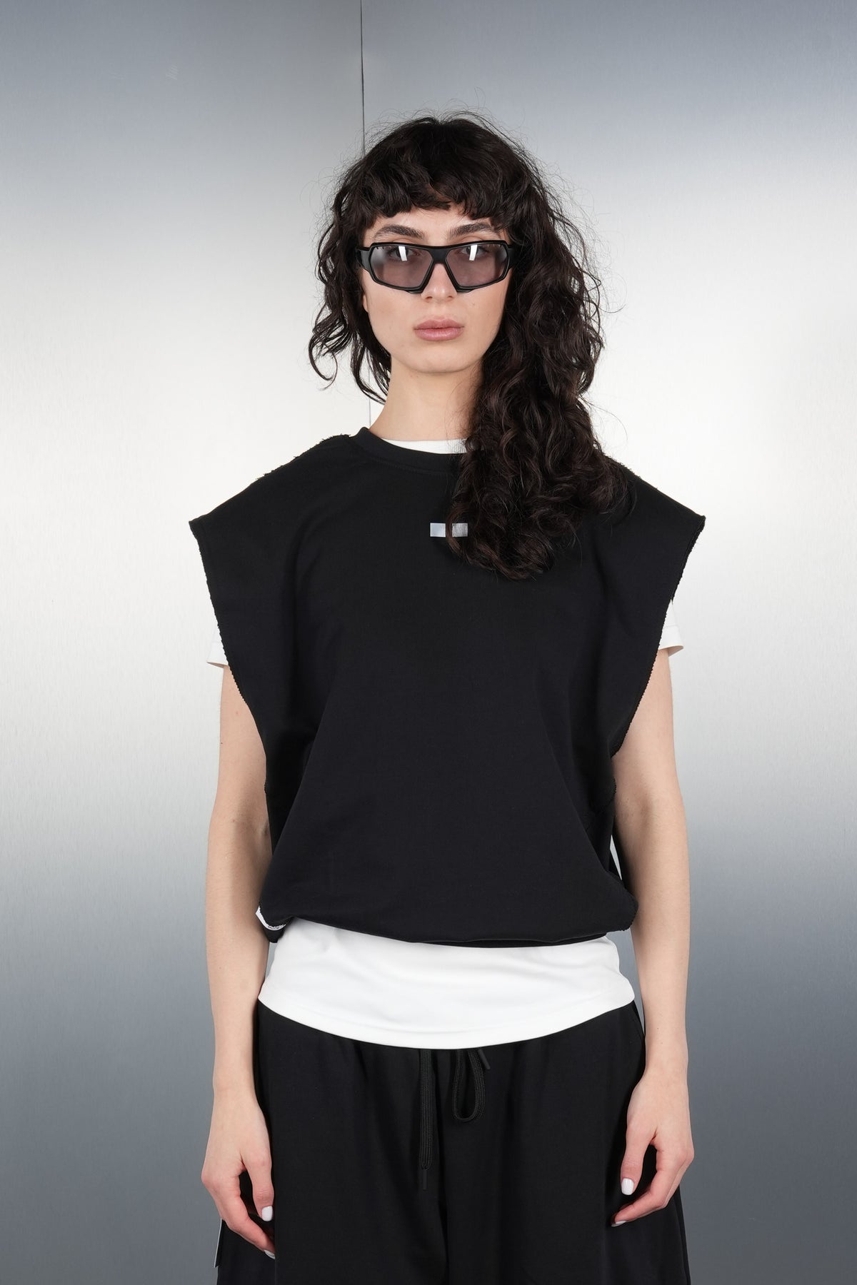 Drop-Shoulder Black