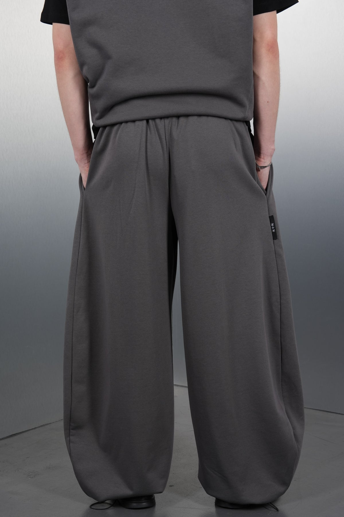 Parachute Pants Grey