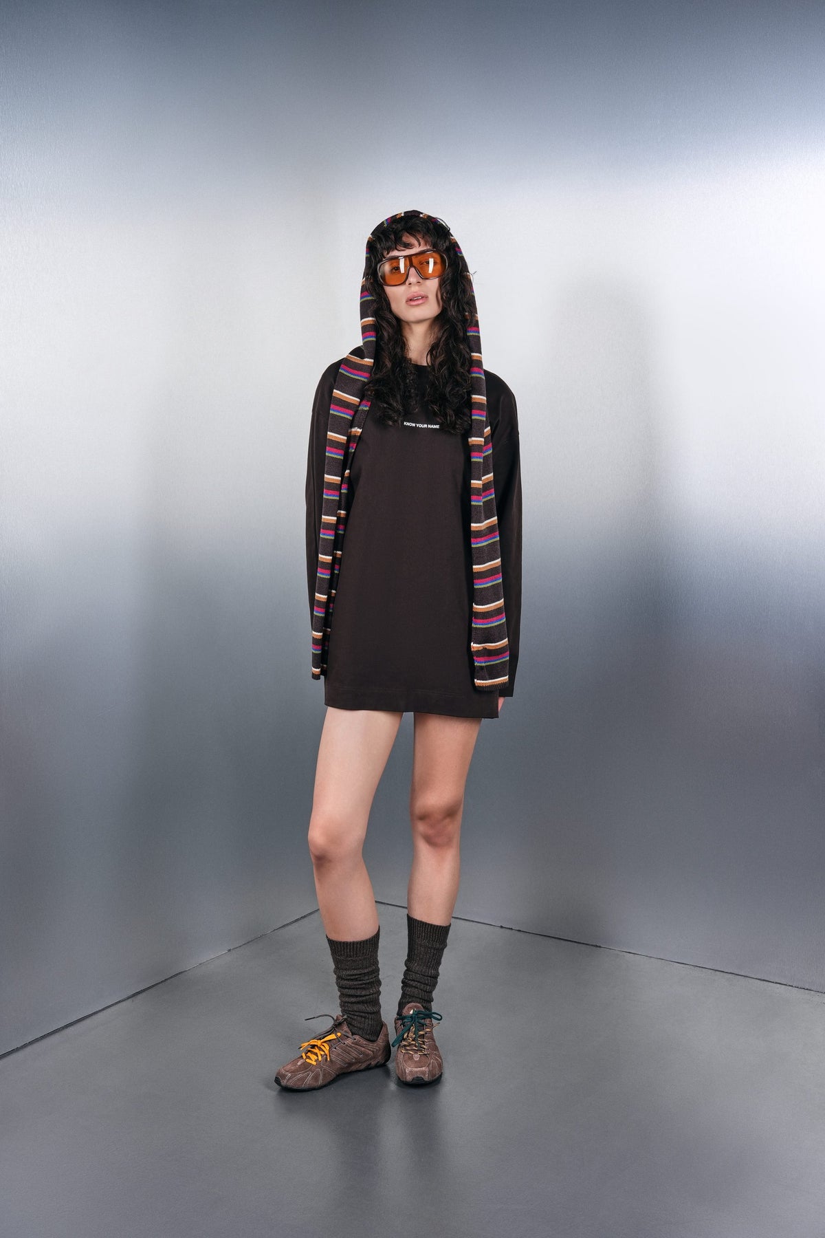 Brown KYN Extended long sleeve with a longer cut